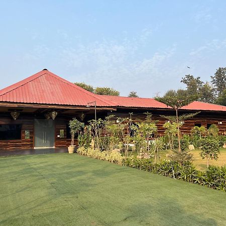 The Green Wood Palace I Farm House I Wedding I Party I 87Oo2O5865 Villa Gurgaon Esterno foto