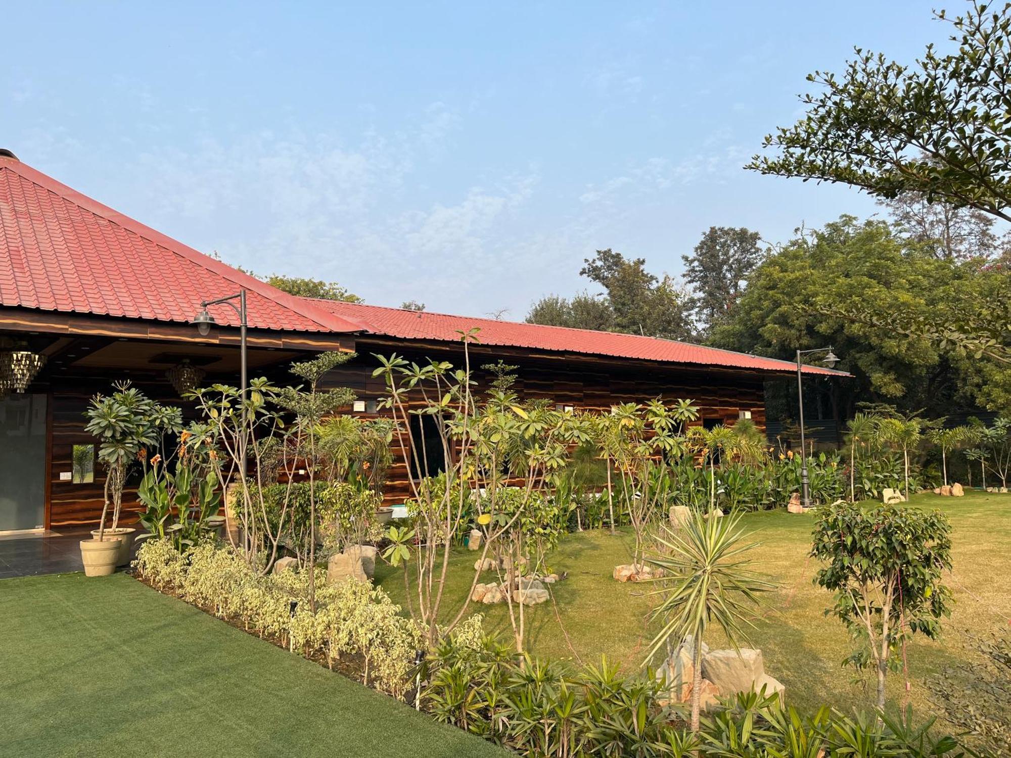 The Green Wood Palace I Farm House I Wedding I Party I 87Oo2O5865 Villa Gurgaon Esterno foto